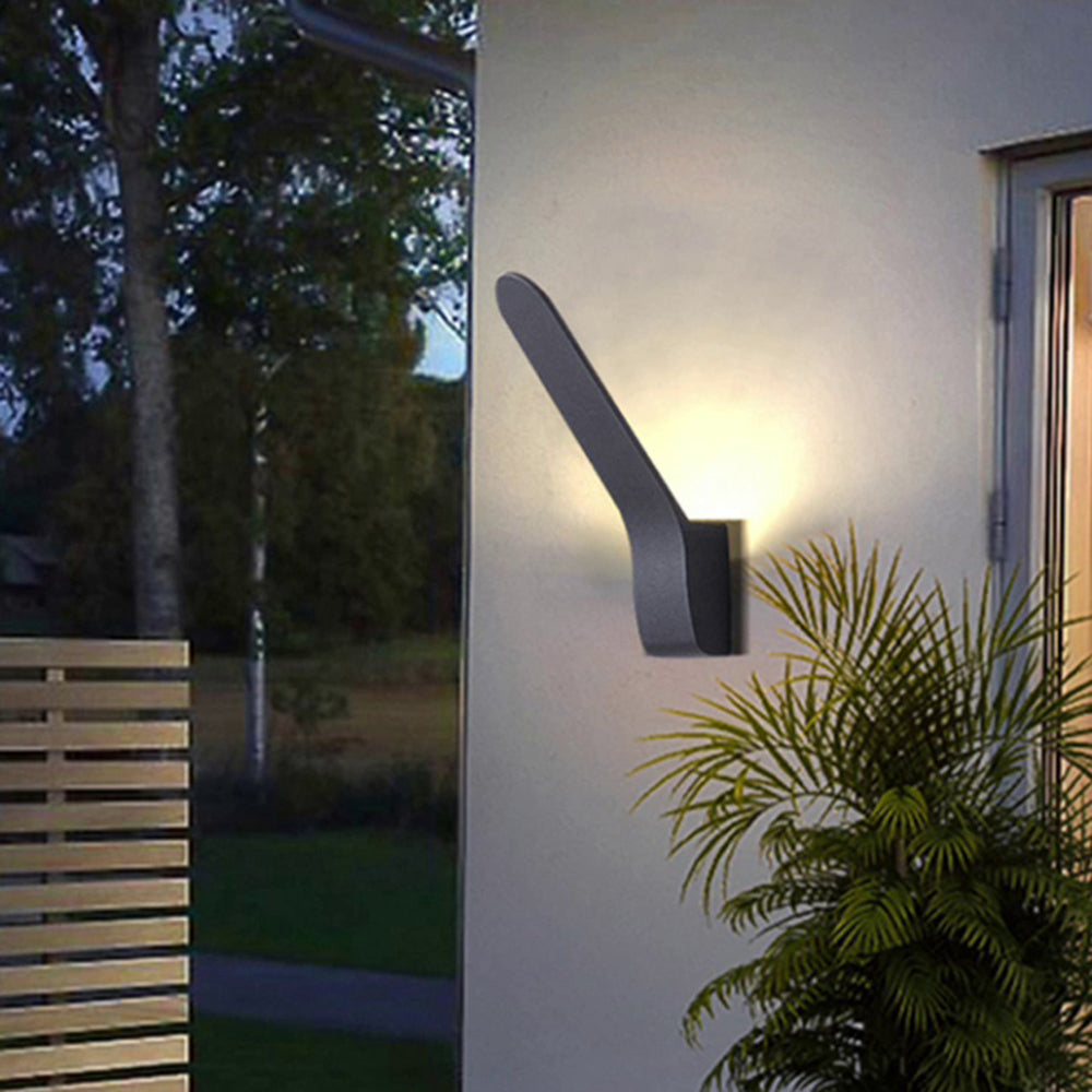 Orr Minimalist Tilt Linear Metal Outdoor Wall Lamp, Black - Cueteks