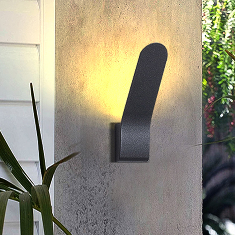 Orr Minimalist Tilt Linear Metal Outdoor Wall Lamp, Black - Cueteks