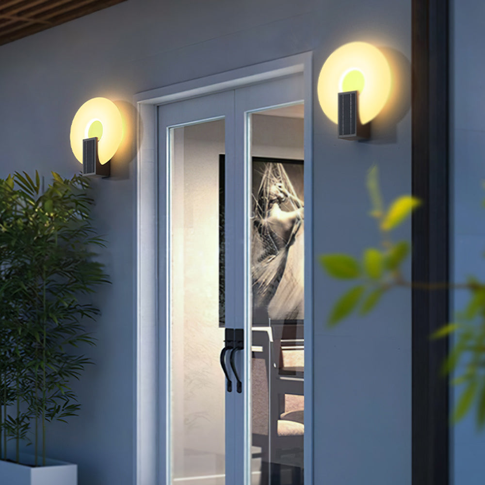 Isaac Modern Metal/Acrylic Solar Waterproof Outdoor Wall Lamp, Black/White - Cueteks