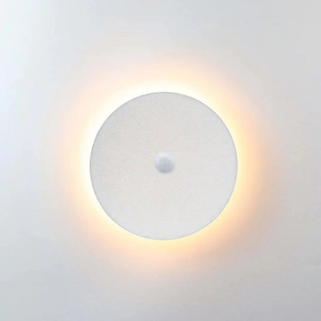 Orr Minimalist Round/Square Outdoor Wall Lamp LED Black/White - Cueteks