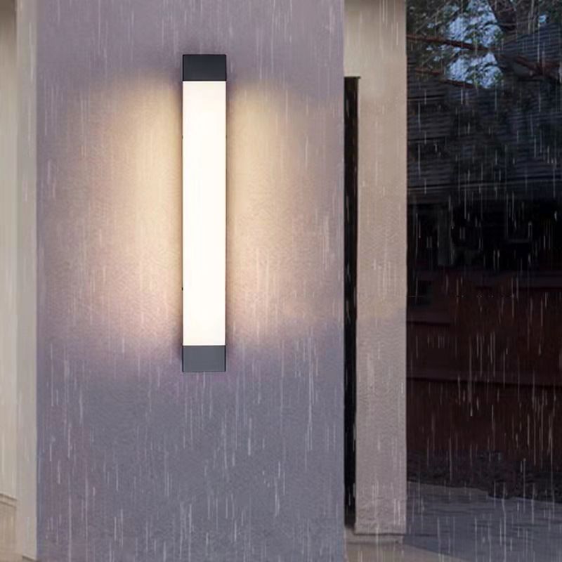 Orr Minimalist Linear Metal Outdoor Wall Lamp, Black - Cueteks