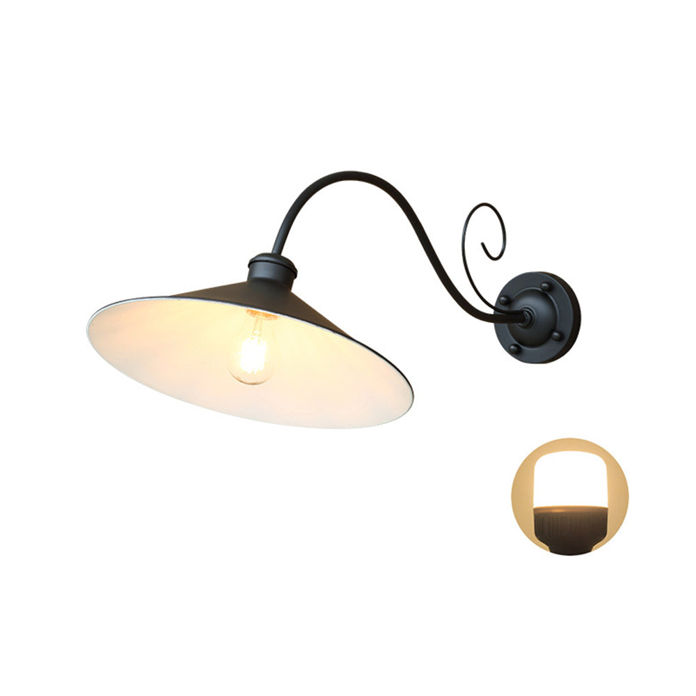 Alessio Vintage Cap-shaped Metal Outdoor Wall Lamp, Black/Antique Silver - Cueteks
