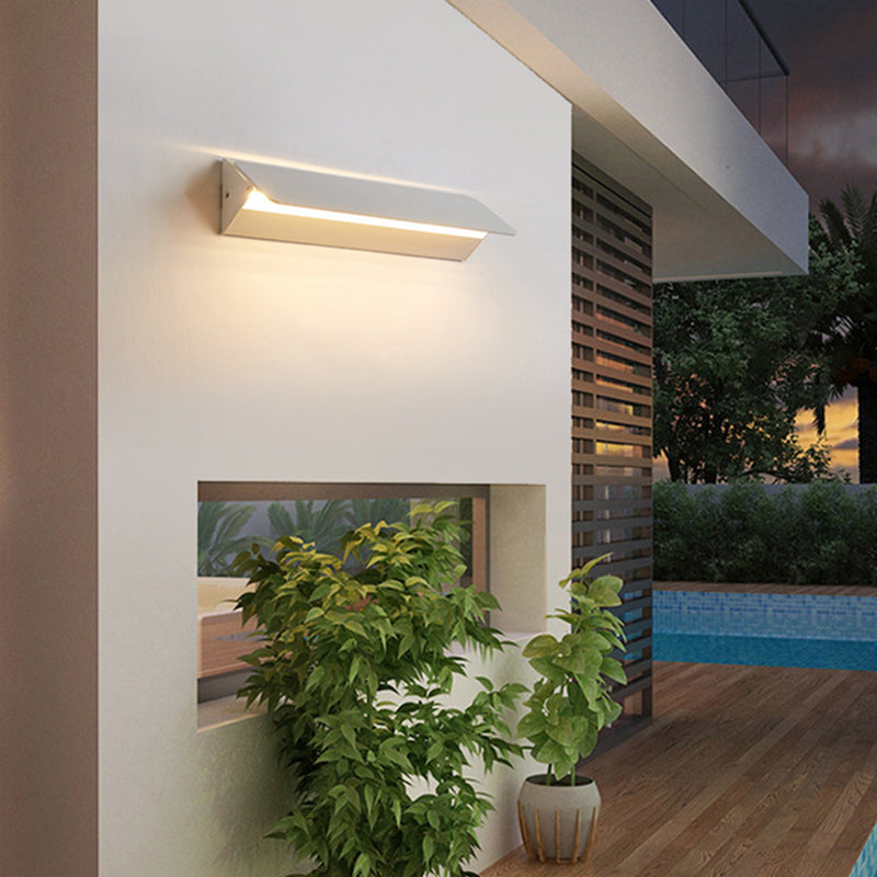 Orr LED Metal Indoor Wall Lamp Rotatable, White - Cueteks