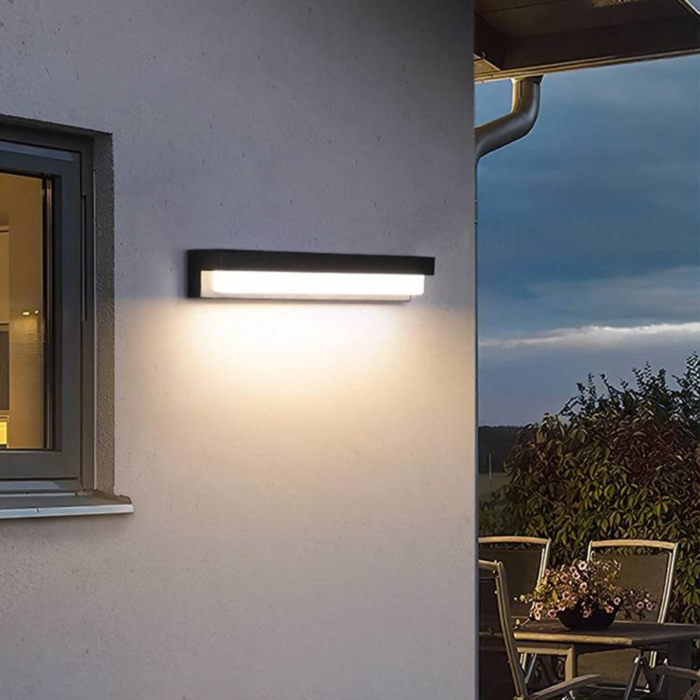 Orr Minimalist Solar Linear Acrylic Outdoor Wall Lamp, Black - Cueteks
