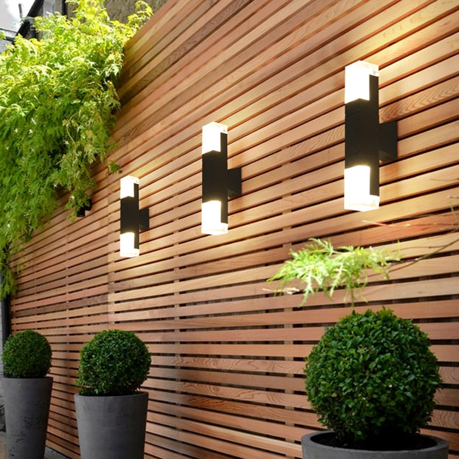 Orr Modern Rectangular Metal Outdoor Wall Lamp, Black - Cueteks