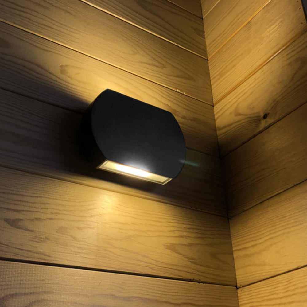 Orr Minimalist Geometric Metal Outdoor Wall Lamp, Black/Gray - Cueteks