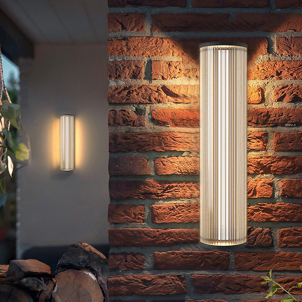 Orr Modern Semi-Cylindrical Outdoor Metal/Acrylic Wall Lamp, Clear/Black - Cueteks