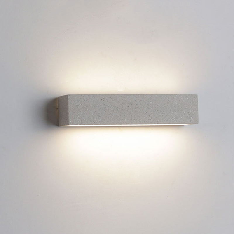 Edge LED Outdoor Wall Lamp, Black & White, 9.5"/15" - Cueteks