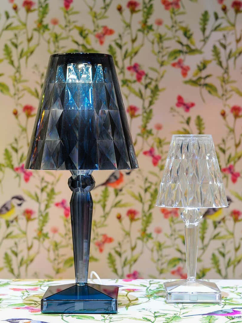 Sparkle Acrylic Battery Table Lamp for Ambiance - Cueteks