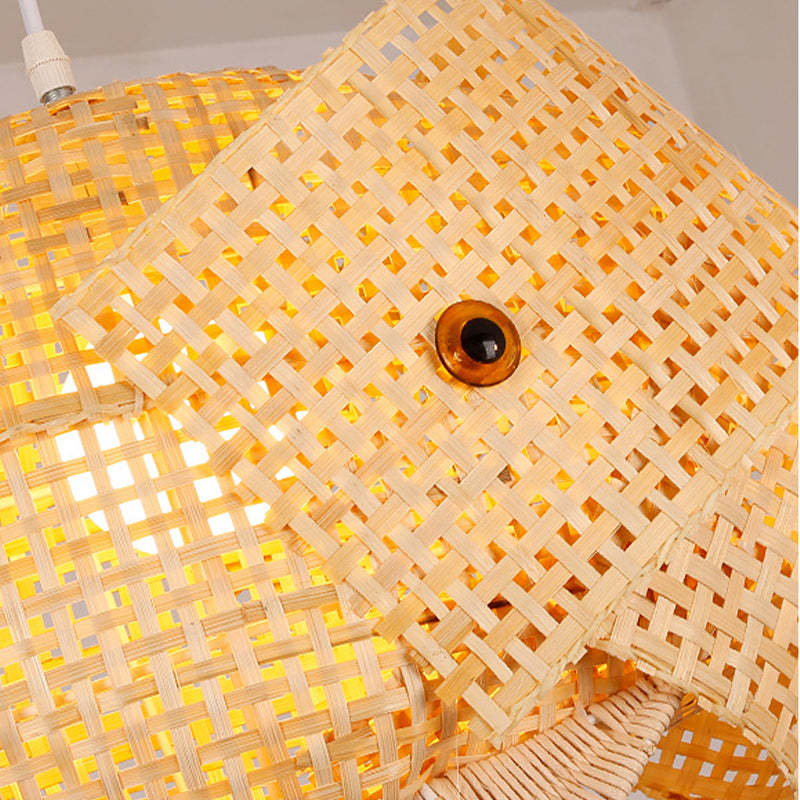 Close view of Muto woven lattice and round eye detail