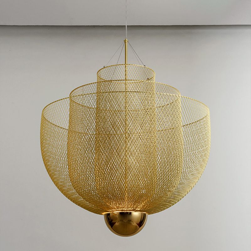 Close Gold mesh bowl pendant with round lower finial