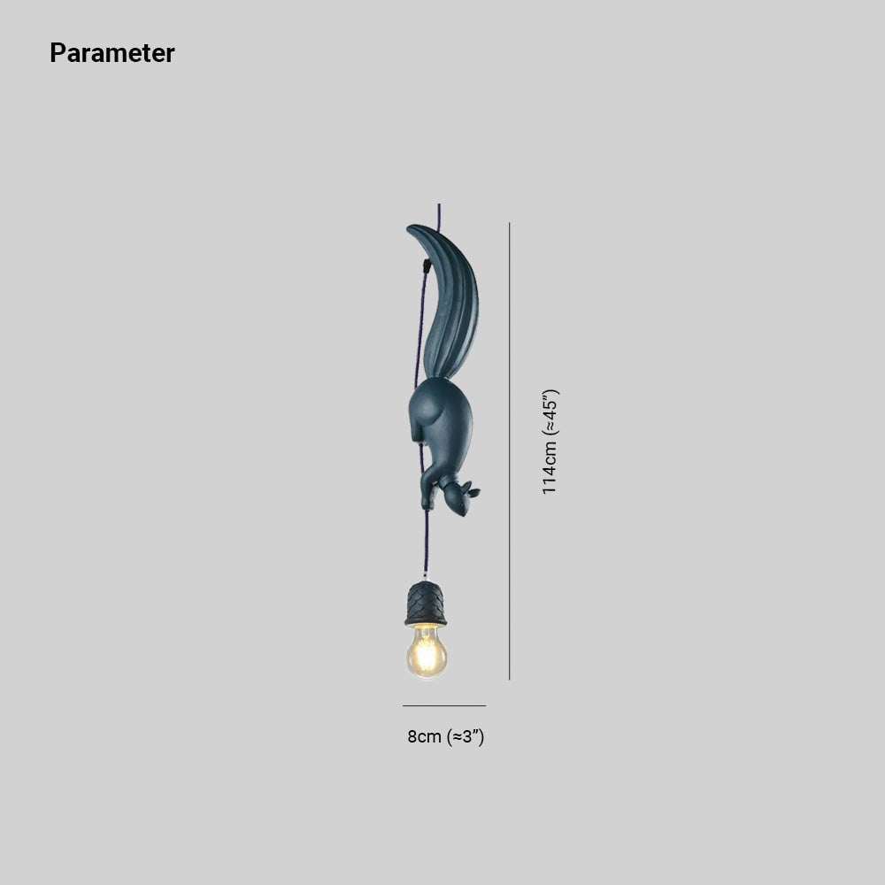 Squirrel pendant guide showing a 114 cm squirrel-to-bulb span and an 8 cm pictured width