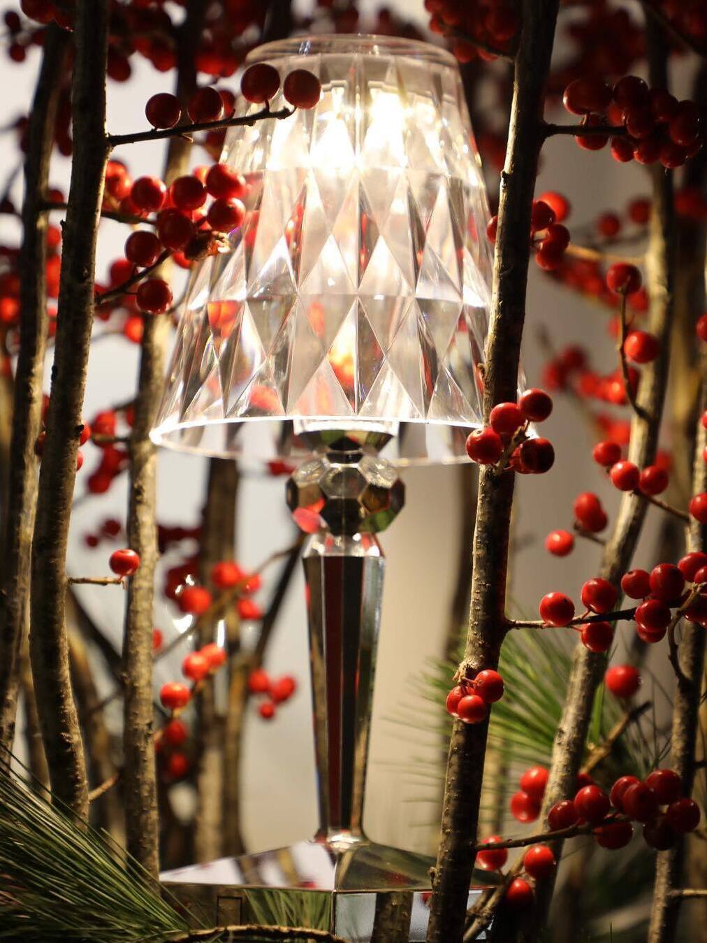 Sparkle Acrylic Battery Table Lamp for Ambiance - Cueteks