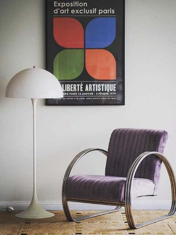 Mid-Century Acrylic Panthella Floor Lamp in White - Cueteks