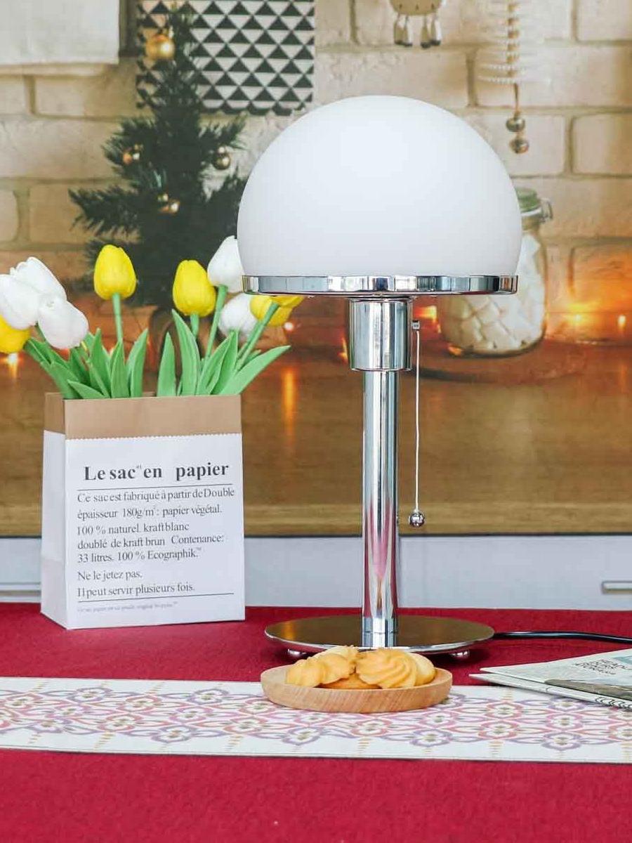 Minimalist Metal and Glass Bauhaus LED Table Lamp - Cueteks
