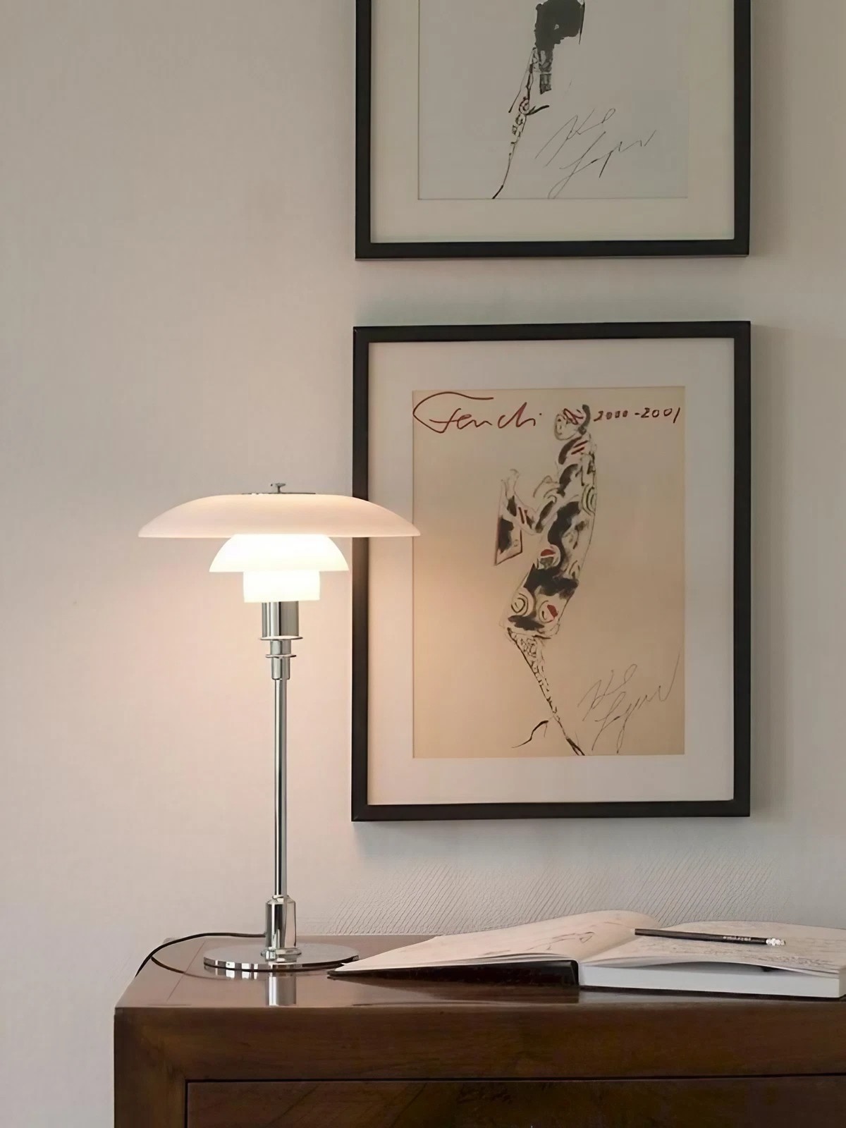 Contemporary Danish Disc Metal Table Lamp for Bedroom - Cueteks