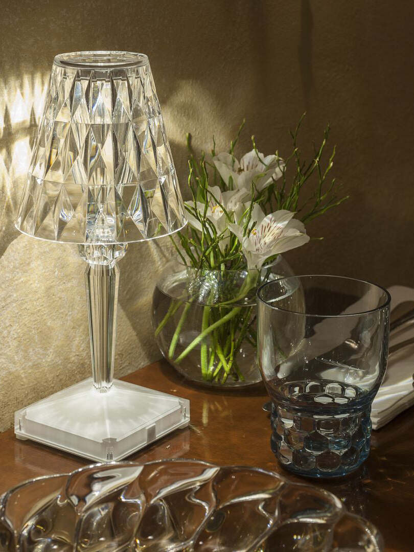 Sparkle Acrylic Battery Table Lamp for Ambiance - Cueteks
