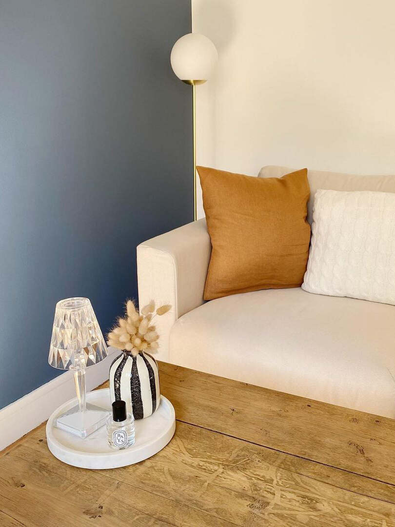 Sparkle Acrylic Battery Table Lamp for Ambiance - Cueteks