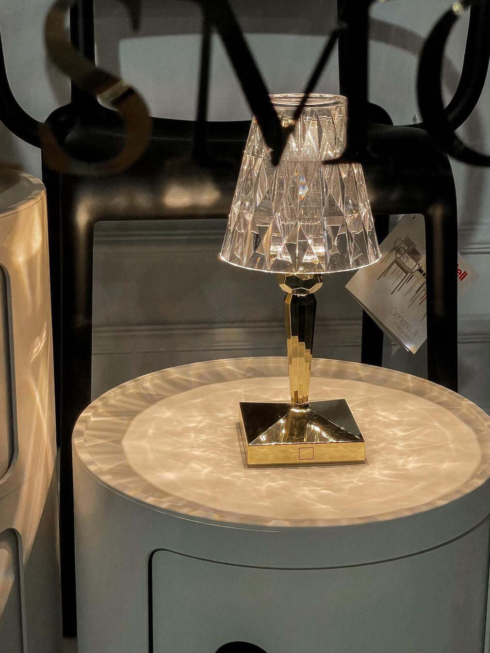 Sparkle Acrylic Battery Table Lamp for Ambiance - Cueteks
