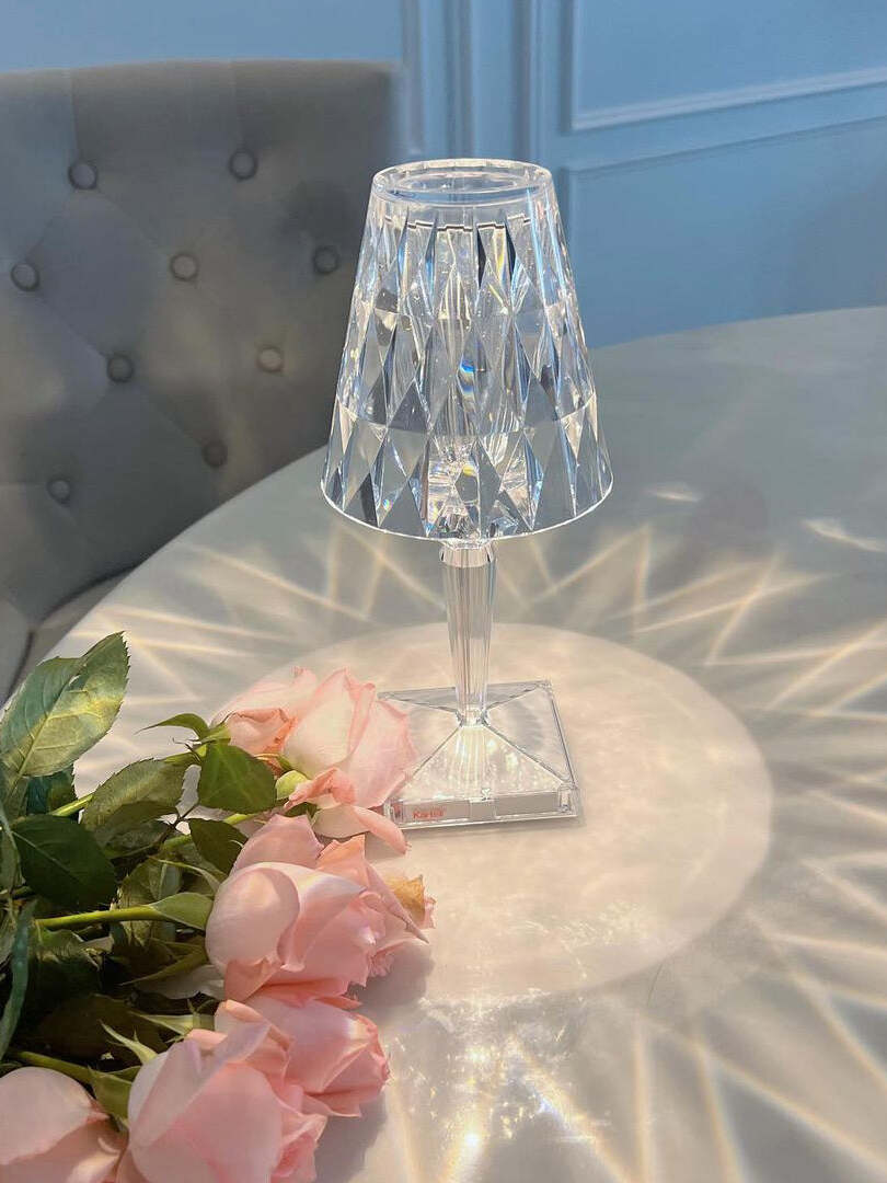 Sparkle Acrylic Battery Table Lamp for Ambiance - Cueteks