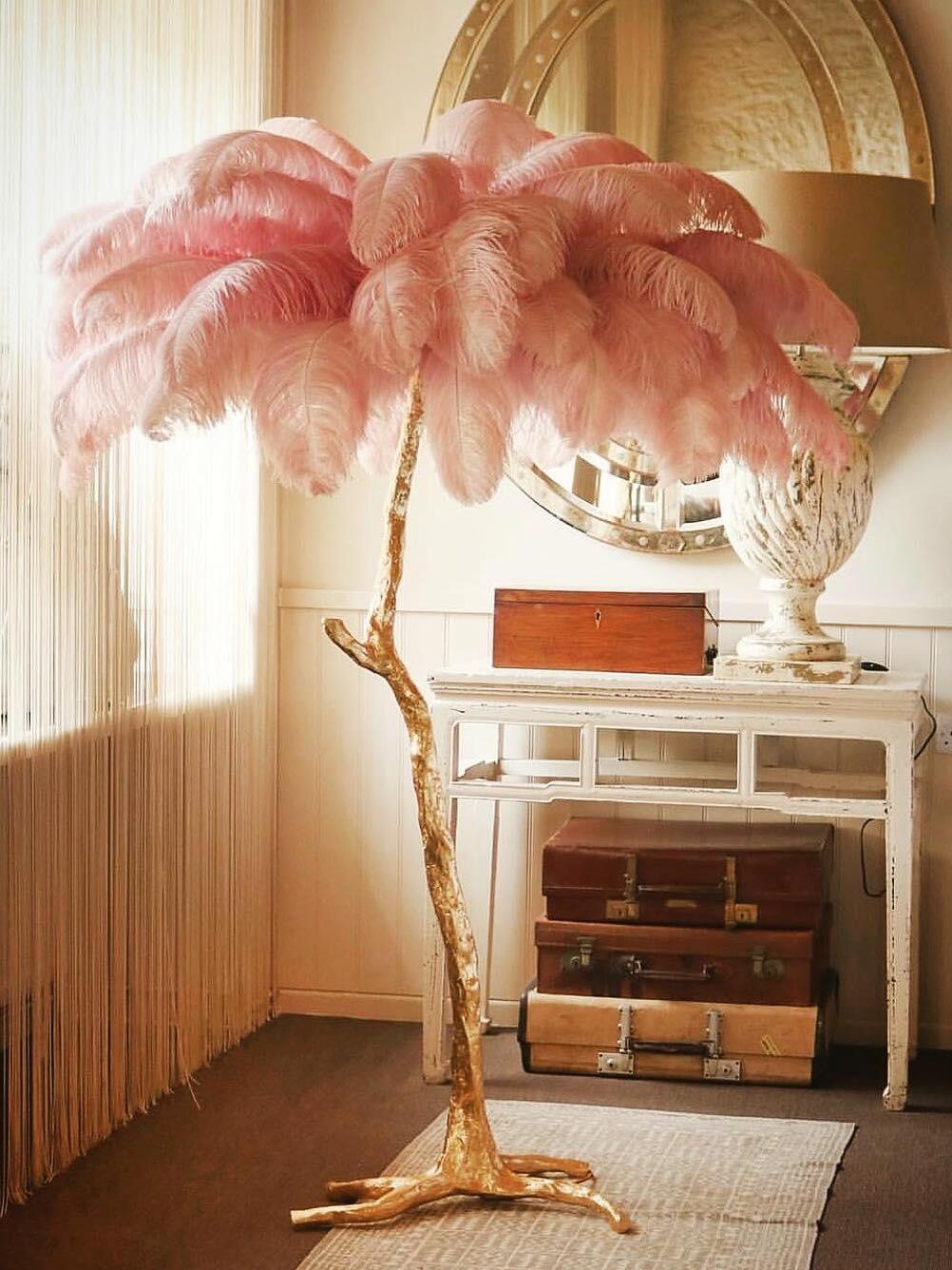 Ostrich Feather Resin Floor Light - Cueteks