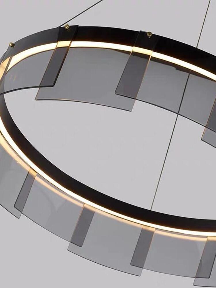 Illuminated inner ring and overlapping glass underside