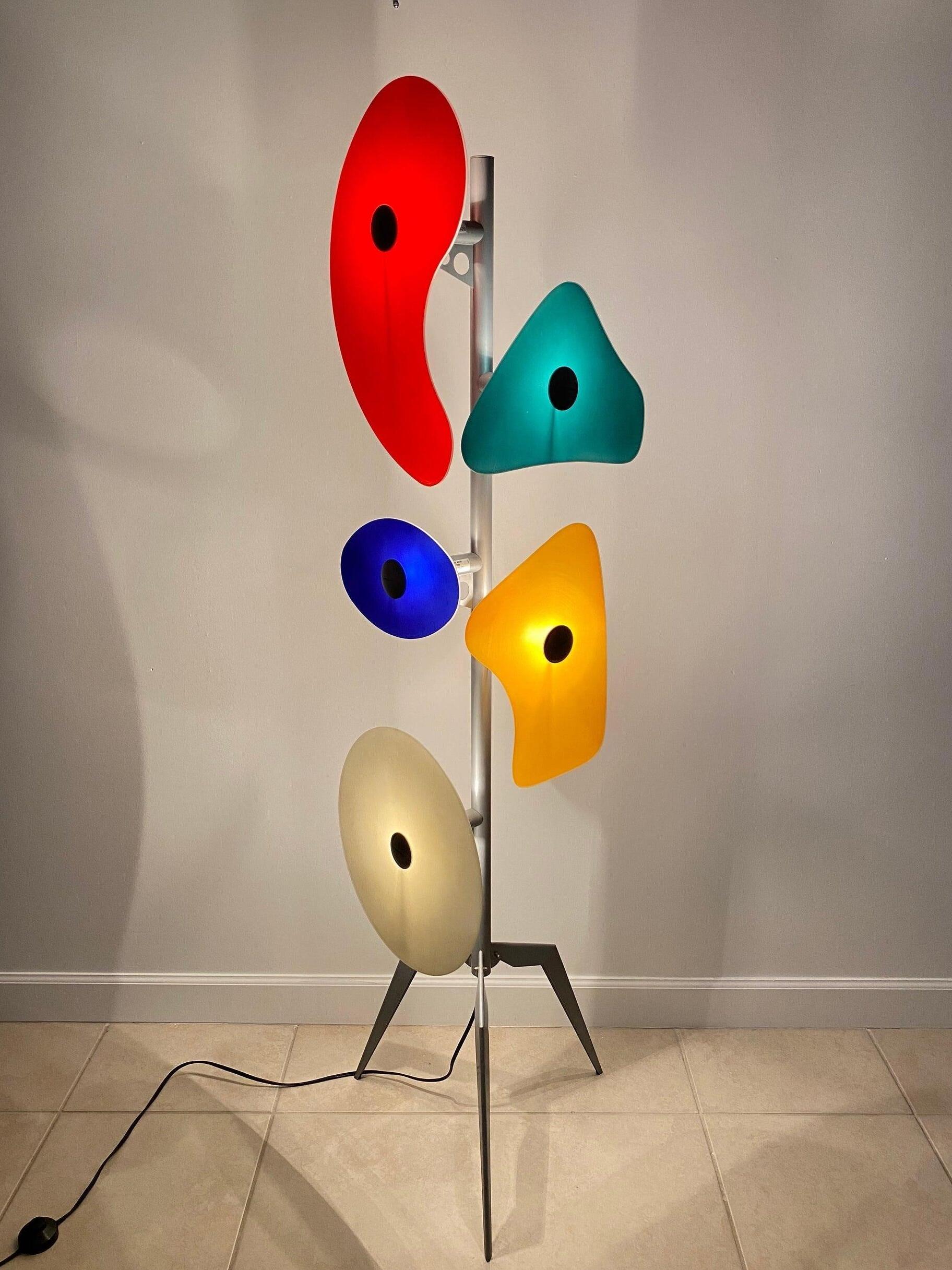 Illuminated multicolour floor lamp with switched cord