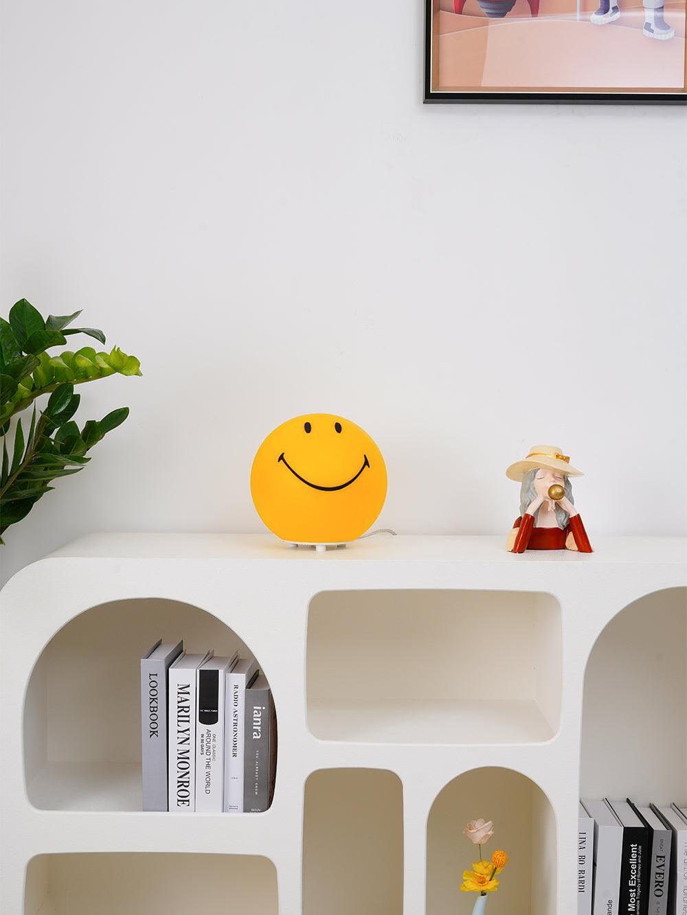 Smiling Decorative Rechargeable Table Lamp - Cueteks