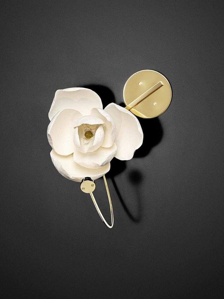 Lure Sconce - Cueteks