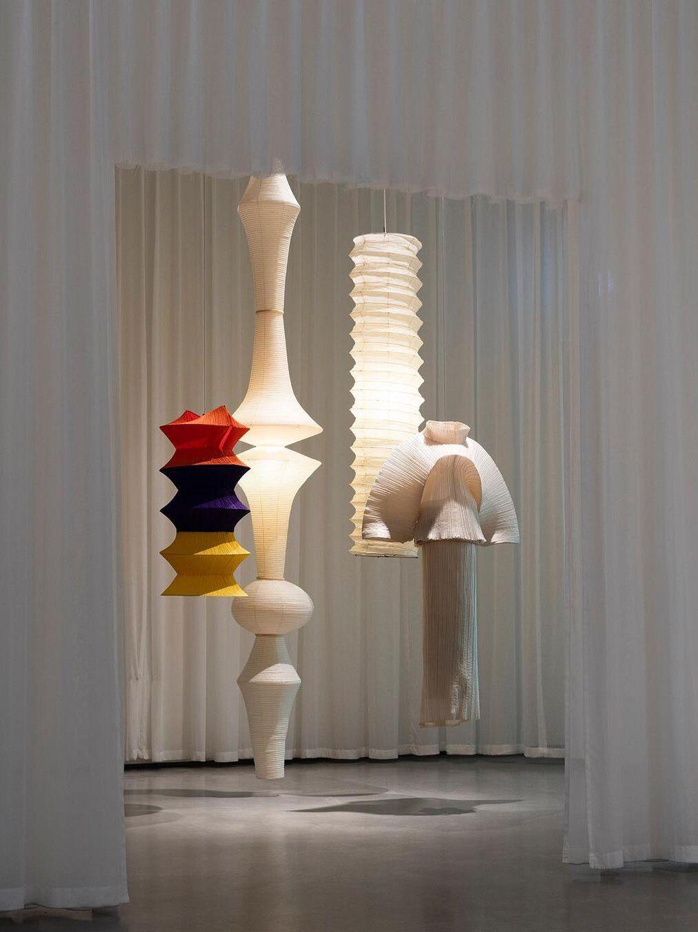 Rice Paper E Pendant Light - Cueteks