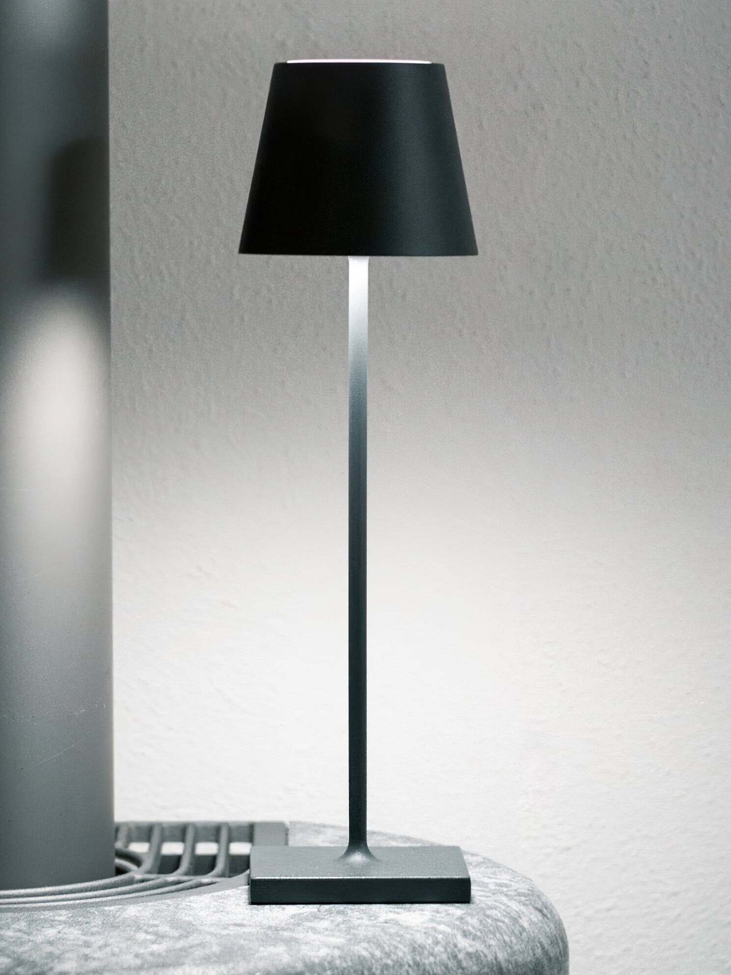 Macaroon Pro Rechargeble Table Lamp - Cueteks