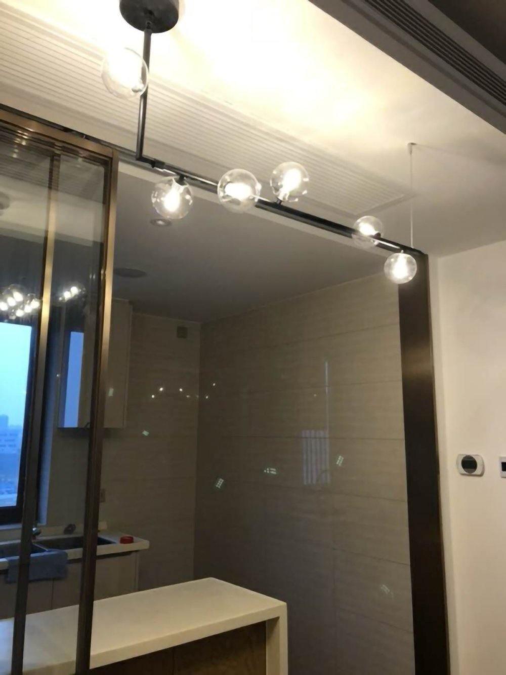 Linear Air 73 Glass Ball Pendant Lamp - Cueteks