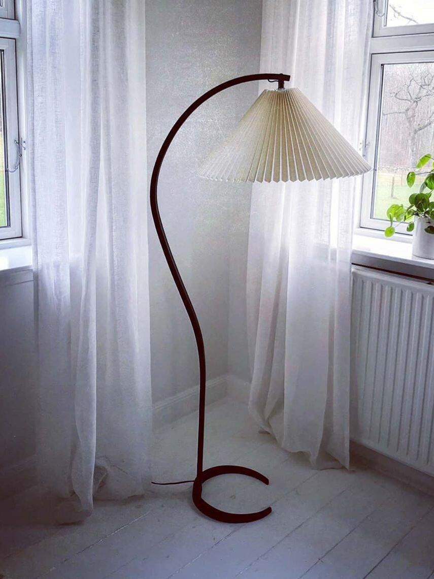 Caprani Floor Lamp - Cueteks