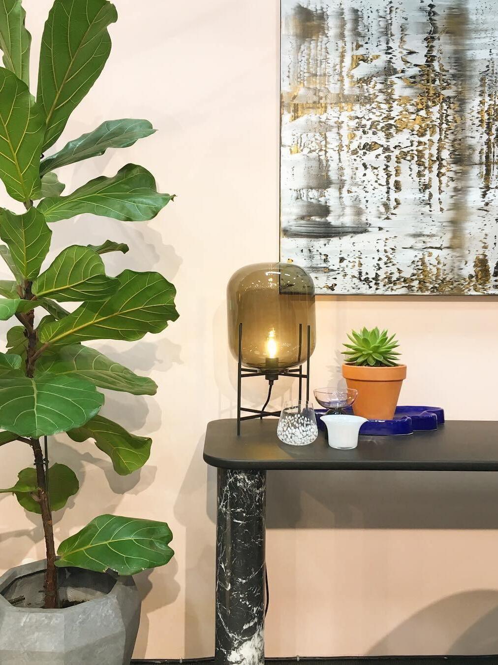 Classic Oda Transparant Glass Ball Table Lamp - Cueteks