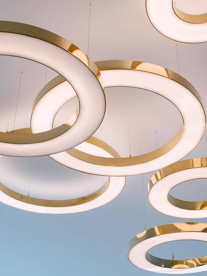 Classic Metal Circular Ring Mahlu Chandelier - Cueteks