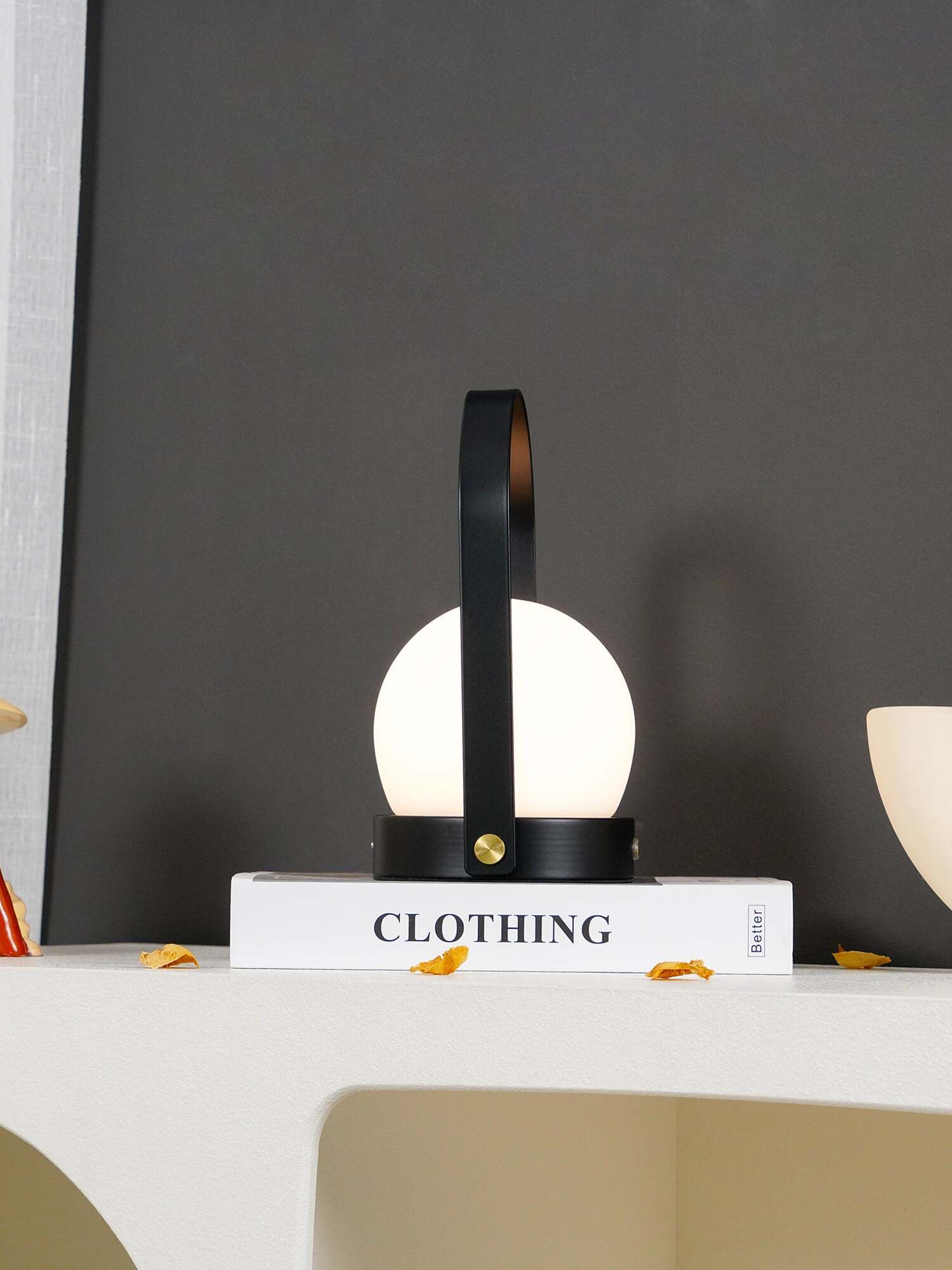 Portable Carrie Glass Ball LED Table Lamp - Cueteks