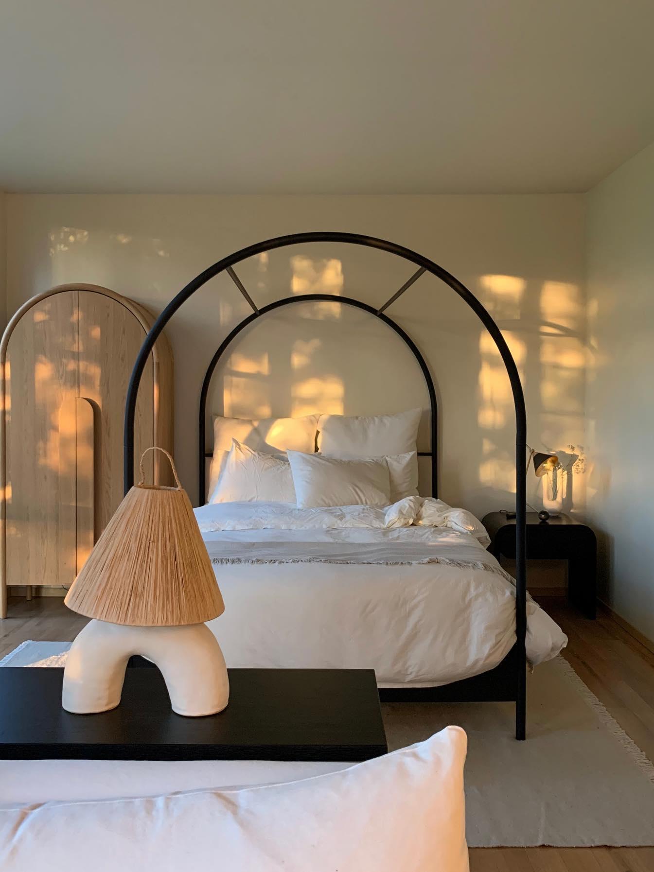 Arched Table Lamp - Cueteks