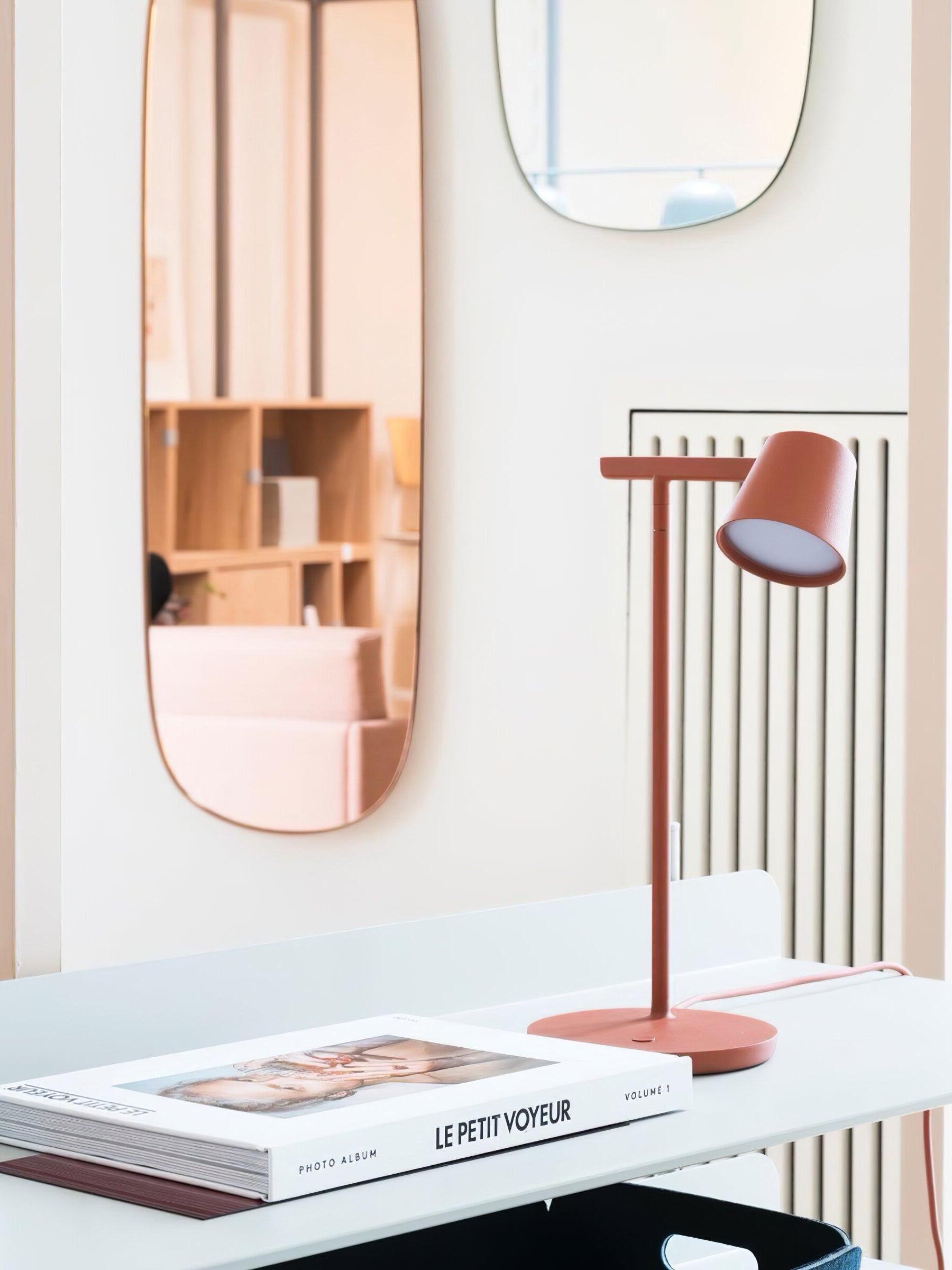 Tip Table Lamp - Cueteks
