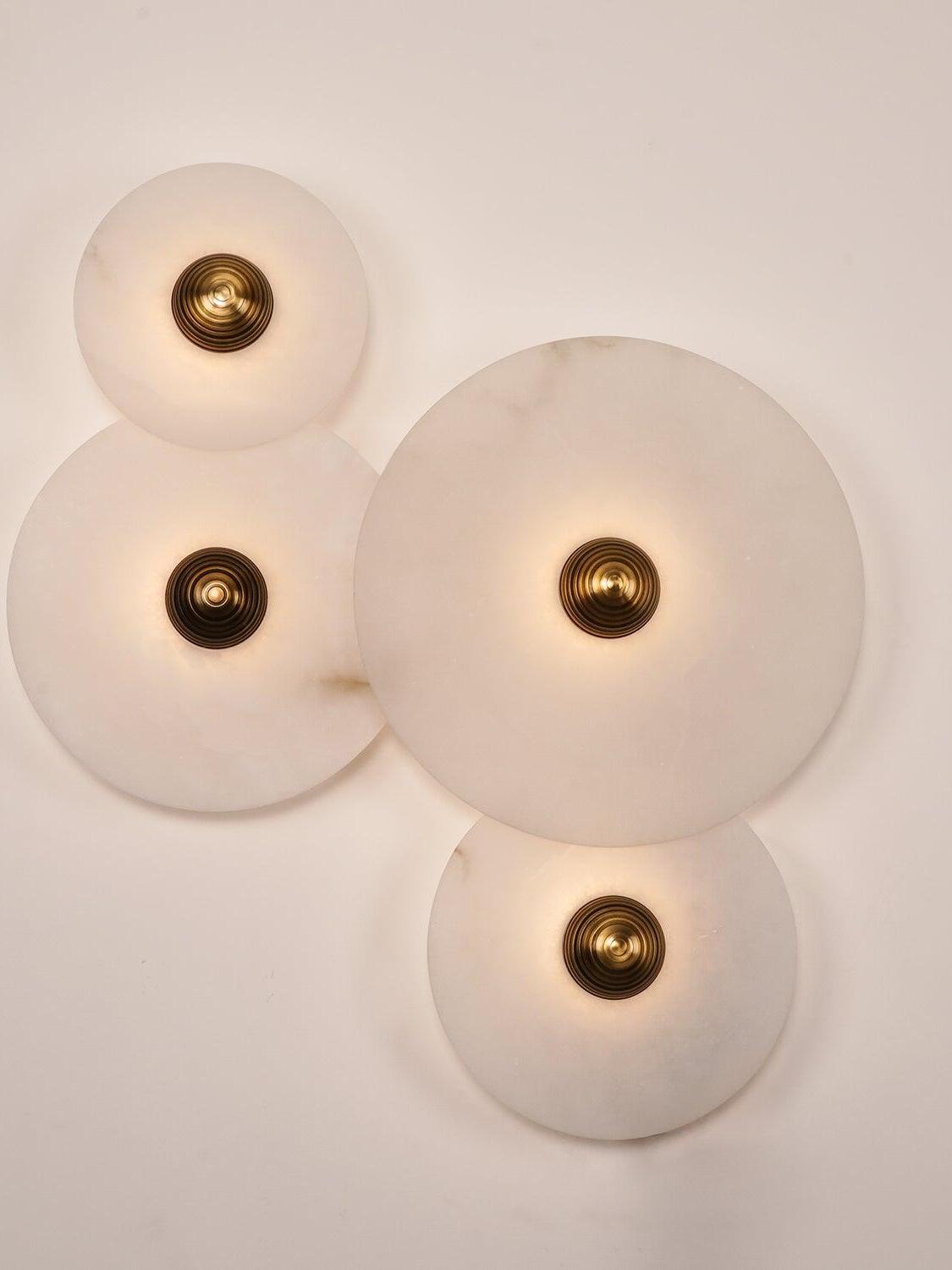 Median Sconce - Cueteks