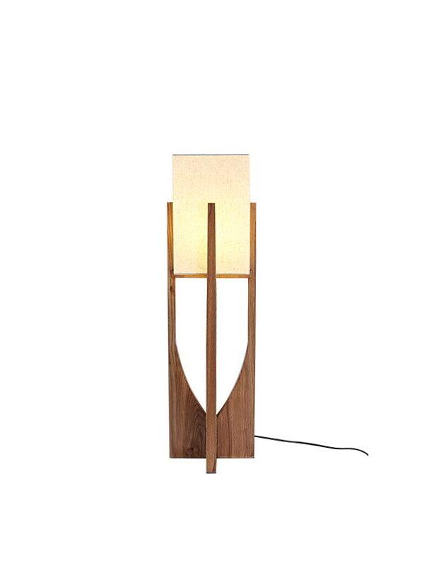 Fairbanks 82 cm Walnut wood lamp