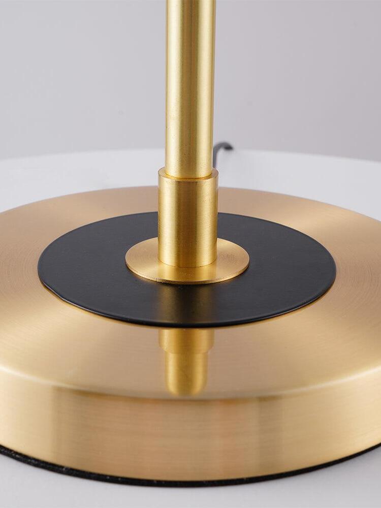 Revolve Table Lamp - Cueteks