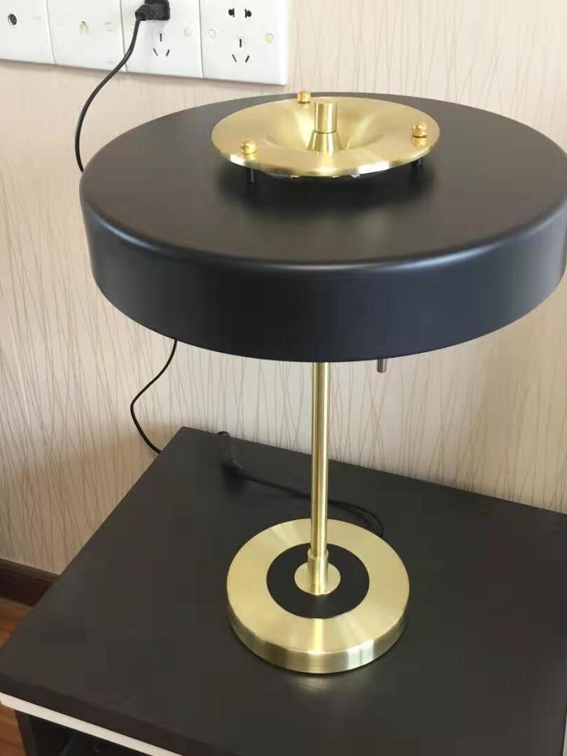 Revolve Table Lamp - Cueteks