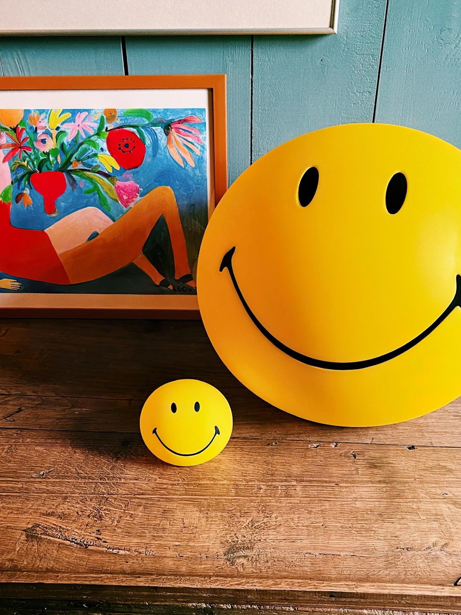 Smiling Decorative Rechargeable Table Lamp - Cueteks