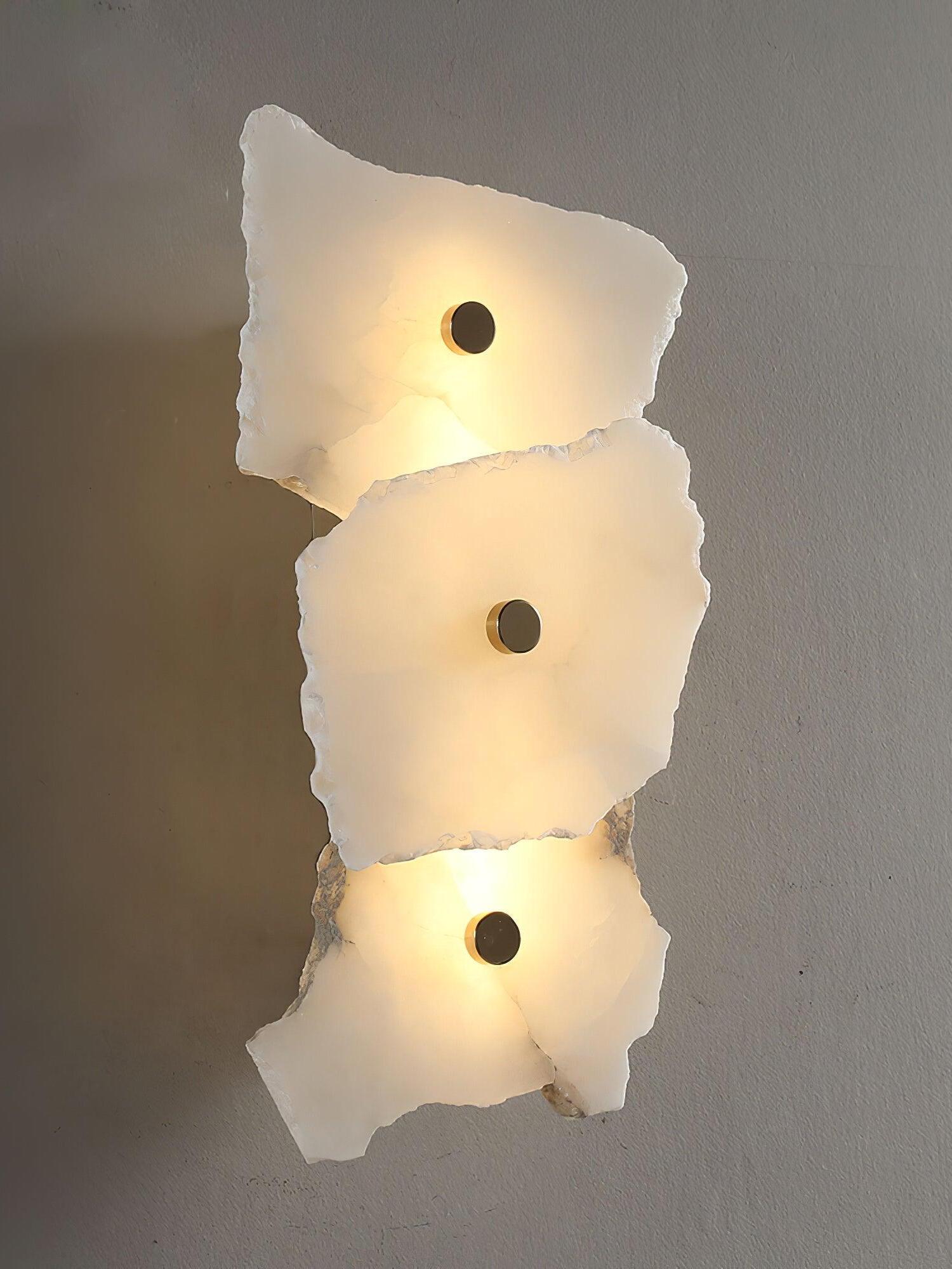 Petra Wall Lamp - Cueteks
