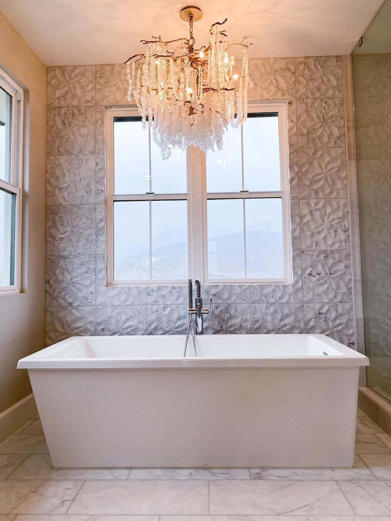 Shiro Noda Crystal Chandelier - Cueteks