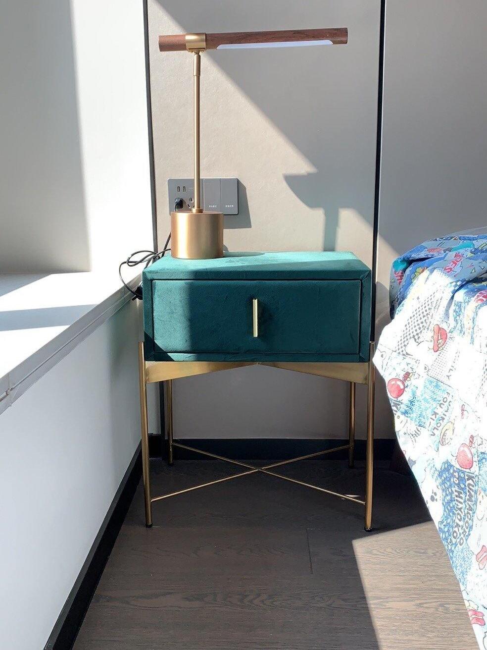Linear Table Lamp - Cueteks