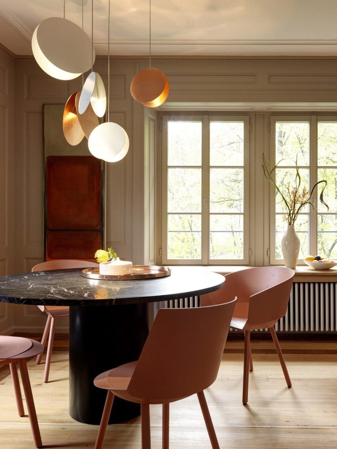 Modern North Metal Disc Pendant Light - Cueteks