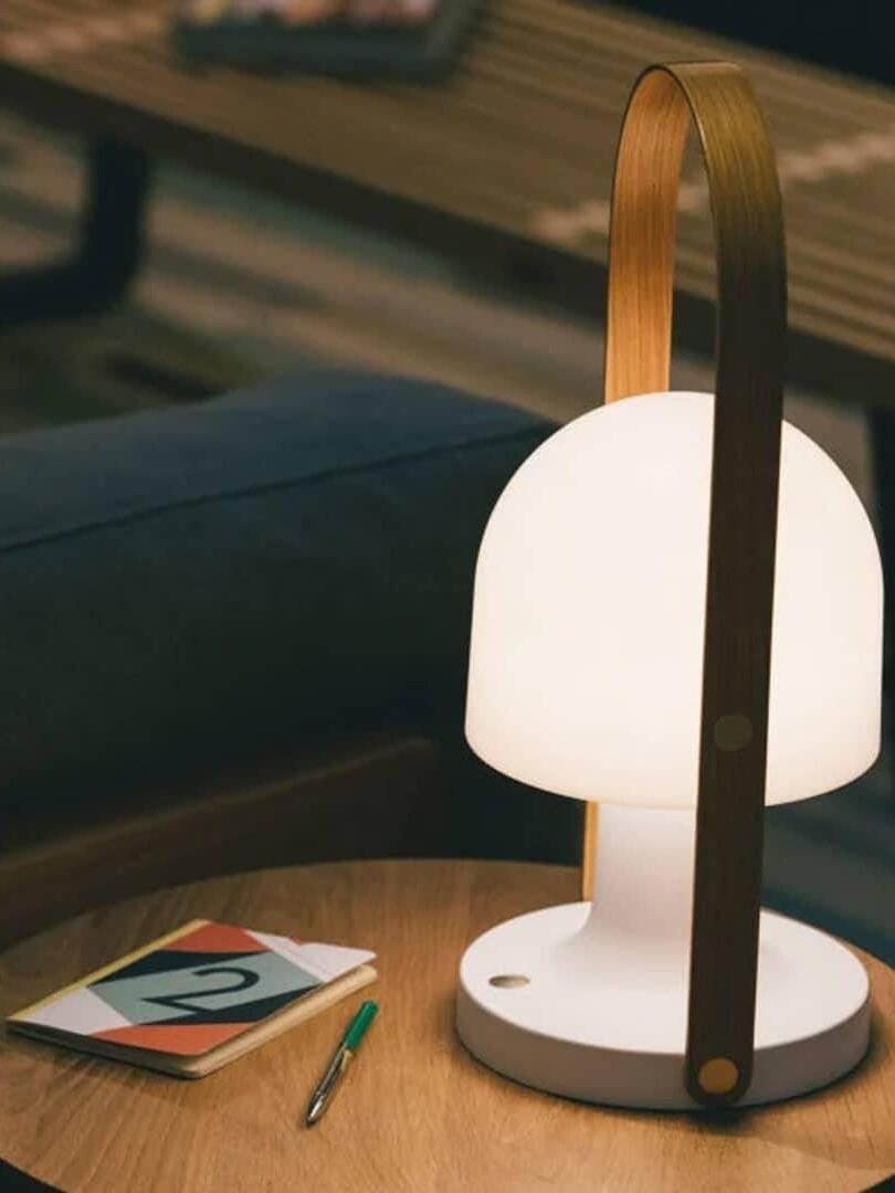 FollowMe Table Lamp - Cueteks