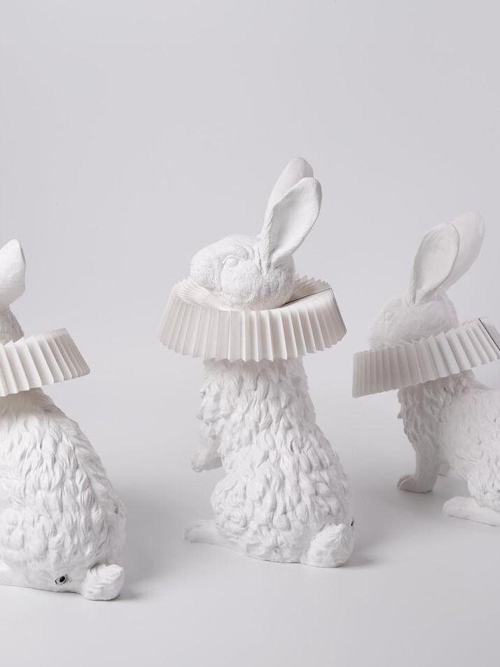 White Resin Rabbit Decorative Table Lamp - Cueteks