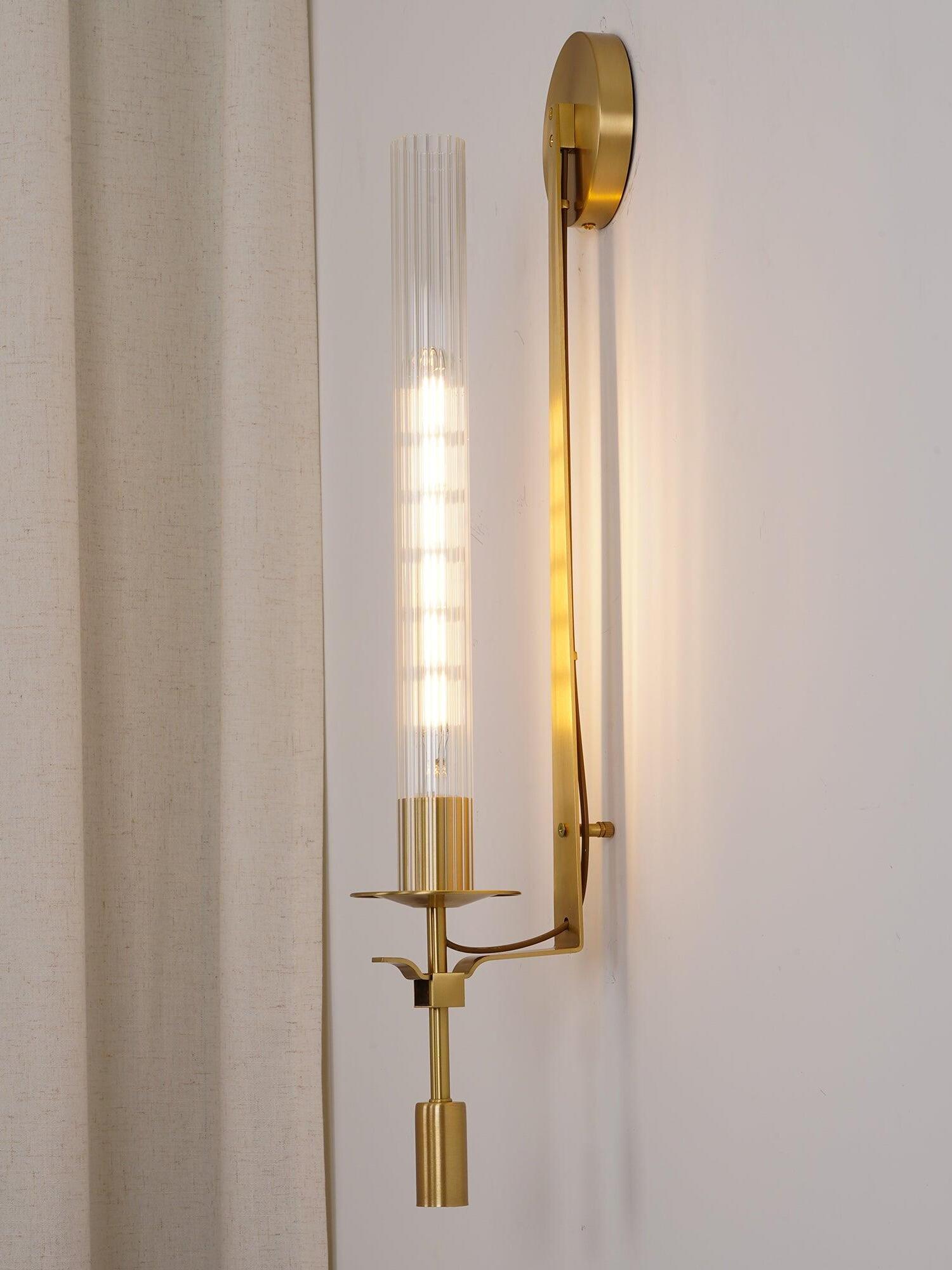 Retro Brass Fontanelle Glass Wall Lamp For Bedroom - Cueteks